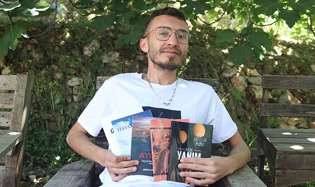 Yüzde 96 engeli bulunan MS hastası genç, yazdığı kitaplarla hayata tutunuyor