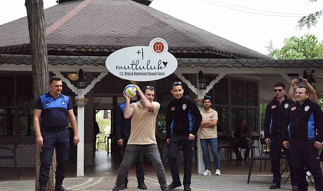 Zabıta özel bireylerle voleybol ve yakar top oynadı