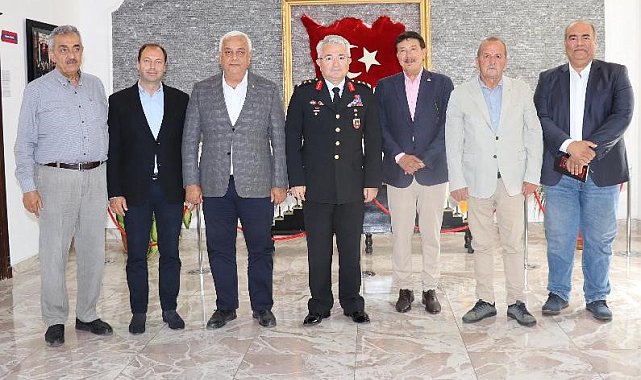 Zeytin üreticilerinden jandarmaya teşekkür