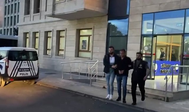 Zeytinburnu'nda pompalı tüfekle dehşet saçtı: O anlar kamerada