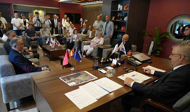 Zeytincilikte iklim değişikliğinin etkileri için Türk, İspanyol ve Yunan zeytinciler bir araya geldi