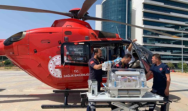 'Mavi Bebek' hastalığı teşhisi konan bebek Ambulans Helikopter ile Ankara'ya sevk edildi