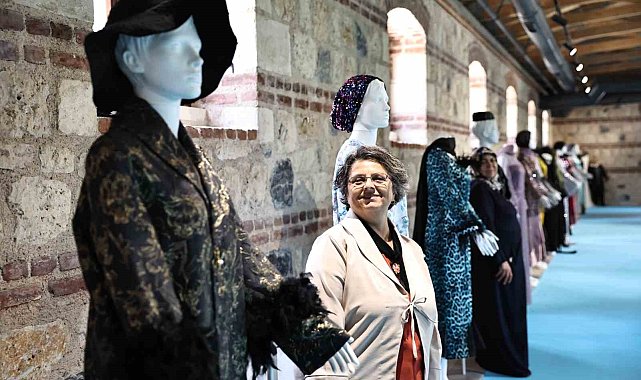 60 yaş üstü kadınların yaptığı 30 yöresel kıyafet görücüye çıktı