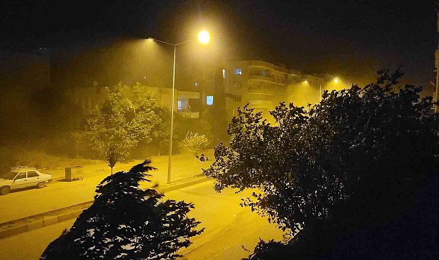 Adıyaman'da fırtına ve toz aşınımı etkili oldu