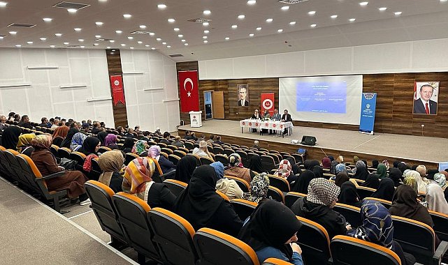 Ailelere aile içi etkili iletişimin önemi anlatıldı