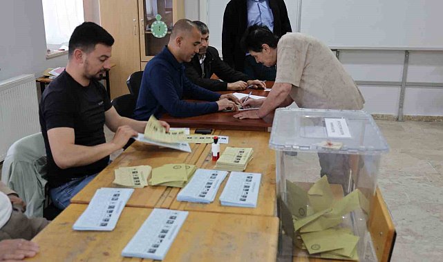 Aksaray'ın Güzelyurt ilçesinde seçmen tekrar sandık başında