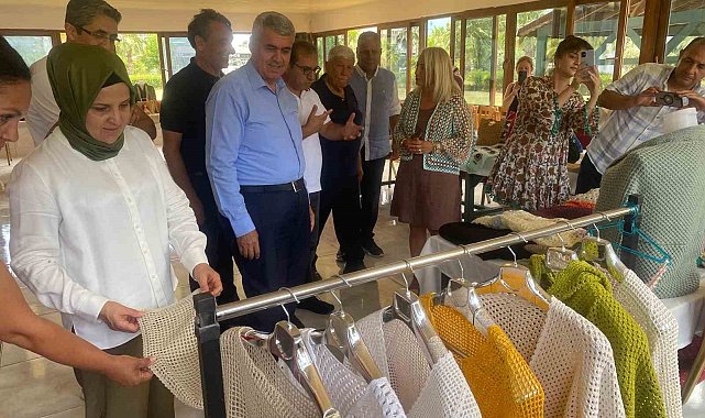 Aksu'da kadınlar el emeği göz nuru ürünlerini sergiledi
