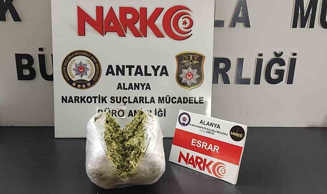 Alanya'da narkotik operasyonu: 3 kilo uyuşturucu madde ele geçirildi
