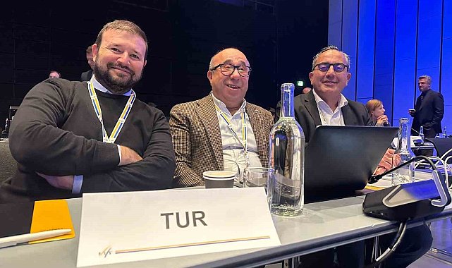 Ali Oto, Uluslararası Kayak Federasyonu Genel Kurulu'na katıldı