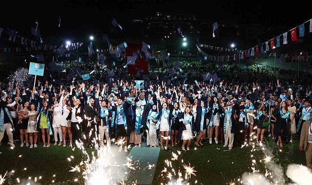 ALKÜ'de mezuniyet heyecanı