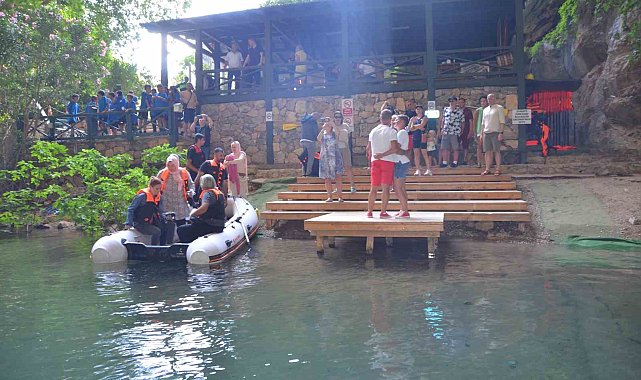 Altınbeşik Mağarası'nı bayram tatilinde 13 bin kişi ziyaret etti