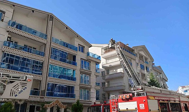 Ankara'daki çatı yangını kontrol altına alındı