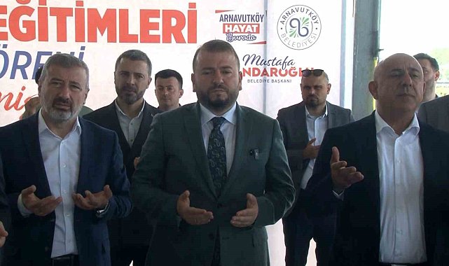 Arnavutköy'de Kurban Bayramı öncesi vatandaşlara kasaplık eğitimi verildi