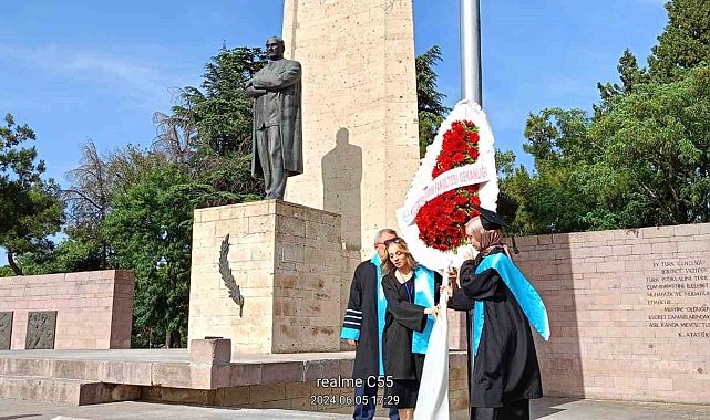 Asırlık Çınar Necatibey, 100. dönem mezunlarını verdi