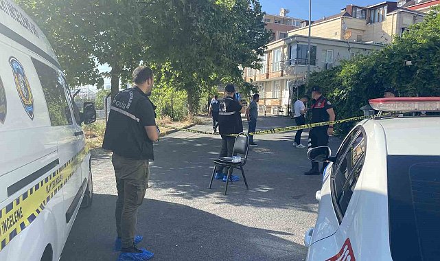 Avcılar'da uzun namlulu silah ve tabancayla kahvehaneyi taradılar: 4 yaralı