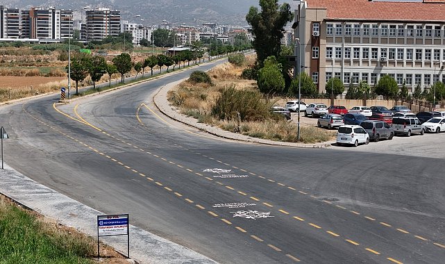Aydın Büyükşehir Belediyesi Zeybekler Bulvarı'nı yeniledi