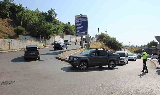 Aydın&#039;da trafik ekiplerinden &quot;LGS&quot; nöbeti