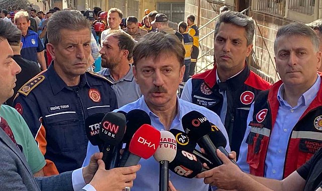 Bahçelievler Belediye Başkanı Bahadır: "80 yapımı binaya 1994 yılında 3 kat kaçak eklenmiş"