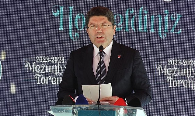 Bakan Tunç: "Millet düşmanlarından hesap soran bir yargı sistemimiz var"