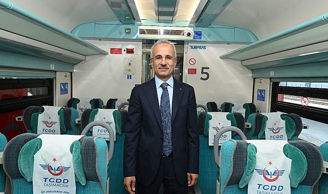 Bakan Uraloğlu: "İstanbul-Sivas YHT hattında bir ayda 55 bin yolcu taşındı"