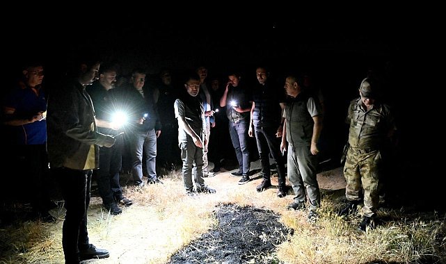 Bakan Yumaklı, Çanakkale'deki yangınları gece boyu takip etti