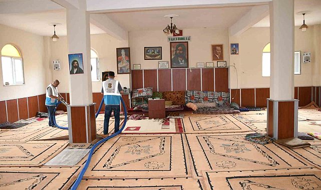 Balıkesir Büyükşehir, Kurban Bayramı öncesinde ibadethaneleri temizliyor