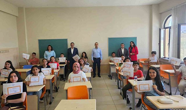 Bandırma'da 26 bin öğrenci karne aldı