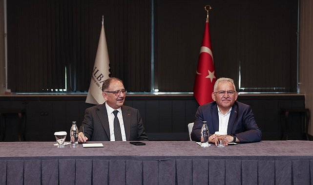 Başkan Büyükkılıç, Bakan Özhaseki ile çalışmaları değerlendirdi