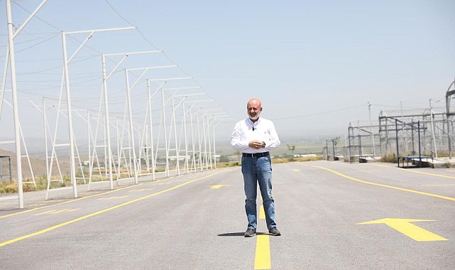 Başkan Çolakbayrakdar, "Hizmetimizle Kayseri'de tek, Türkiye'de ise sayılı belediyelerden birisiyiz"