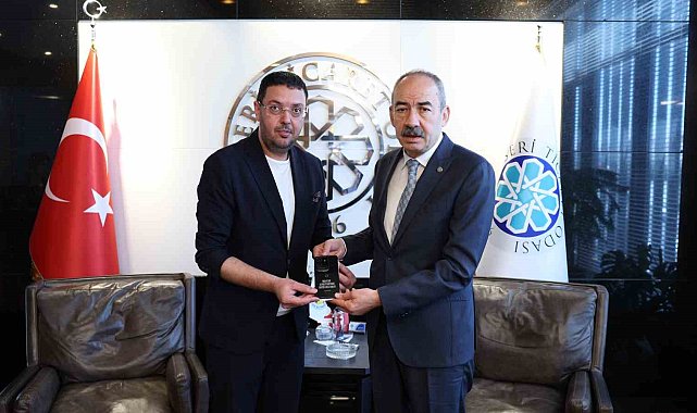 Başkan gülsoy: "Yeni akıllı cep telefonu OVION, şehrimizin marka değerine güç katmıştır"