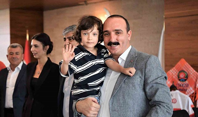 Başkan Kotan belediye personeli ile bayramlaştı