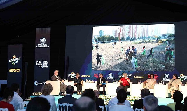 Başkan Palancıoğlu çevre ve sıfır atık çalışmalarını ÇEVREFEST'te anlattı
