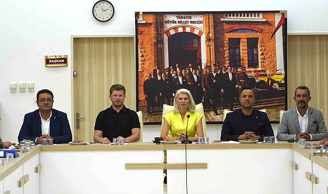 Başkan Subaşı muhtarların taleplerini dinledi