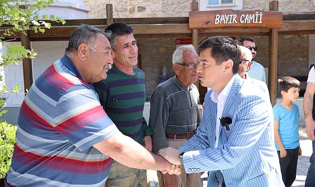 Başkan Ünlü: &quot;Her günümüz bayram sevinci içinde geçsin&quot;