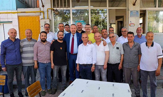 Başkan Yalım, Dikilitaş'ta esnaf ve vatandaşla buluştu