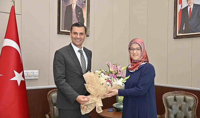 Başkan Zeyrek'ten Rektör Kibar'a ziyaret