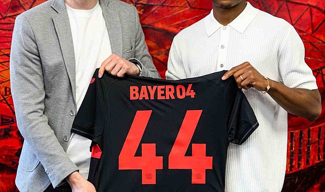 Bayer Leverkusen, 19 yaşındaki Jeanuel Belocian'ı kadrosuna kattı