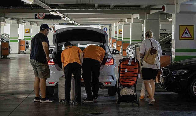 Bayram öncesi kiralık araçların rezervasyonları arttı, fiyatlar iki katına çıktı