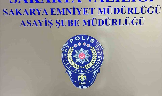 Bayram sabahı kuyumcudan 500 bin lira değerinde ziynet eşya çalan şüpheli yakalandı