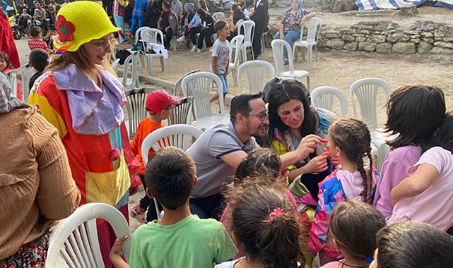 Behramlı'daki Çocuklar Açık Hava Sinemasıyla Buluştu