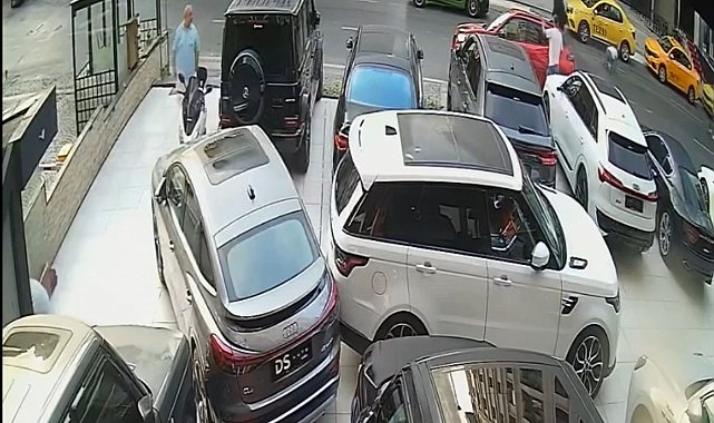 Beşiktaş'ta eğlence mekanına silahlı "istek parça" saldırısı kamerada: Arkadaşının aracını gasp edip kurşun yağdırdı
