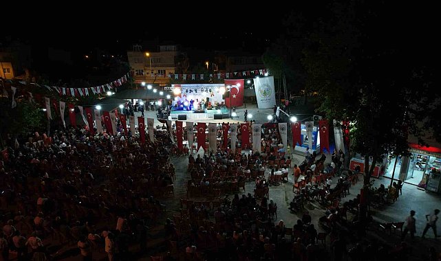 Beyağaç Belediyesi 52. yaşını coşkuyla kutladı