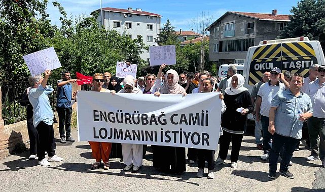 Beykoz'da, mahalle sakinlerinden 'Süleymancılar cami lojmanına çöktü' iddiası