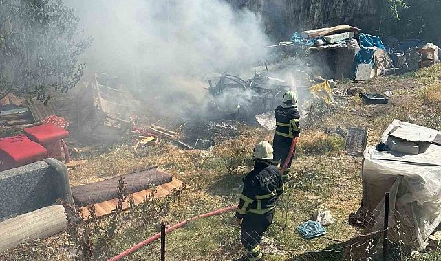 Bilecik'te boş bir arazide çıkan yangına ekipler anında müdahale etti