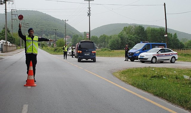 Bir ayda 725 araç ve 266 sürücü trafikten men edildi