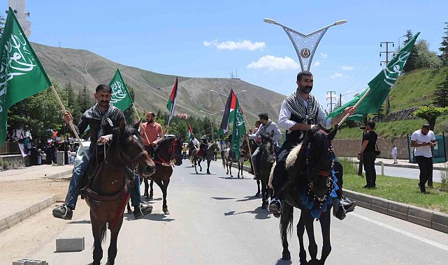 Bitlis'te vatandaşlar Filistin için yürüdü