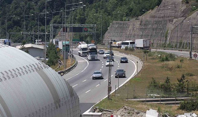Bolu'da büyük araçların geçişi pazar gününe kadar yasaklandı