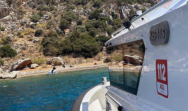 Bozburun'da 8 düzensiz göçmen yakalandı