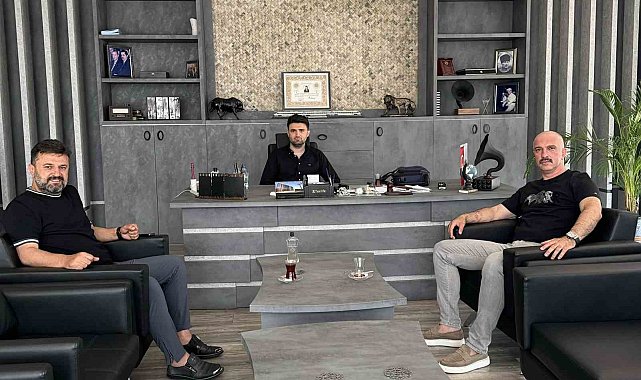 Bülent Uygun, Bursaspor Başkanı Enes Çelik'i ziyaret etti