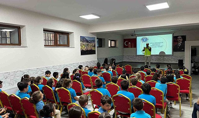 Bursa Büyükşehir'den çocuklara haşereyle mücadele eğitimi